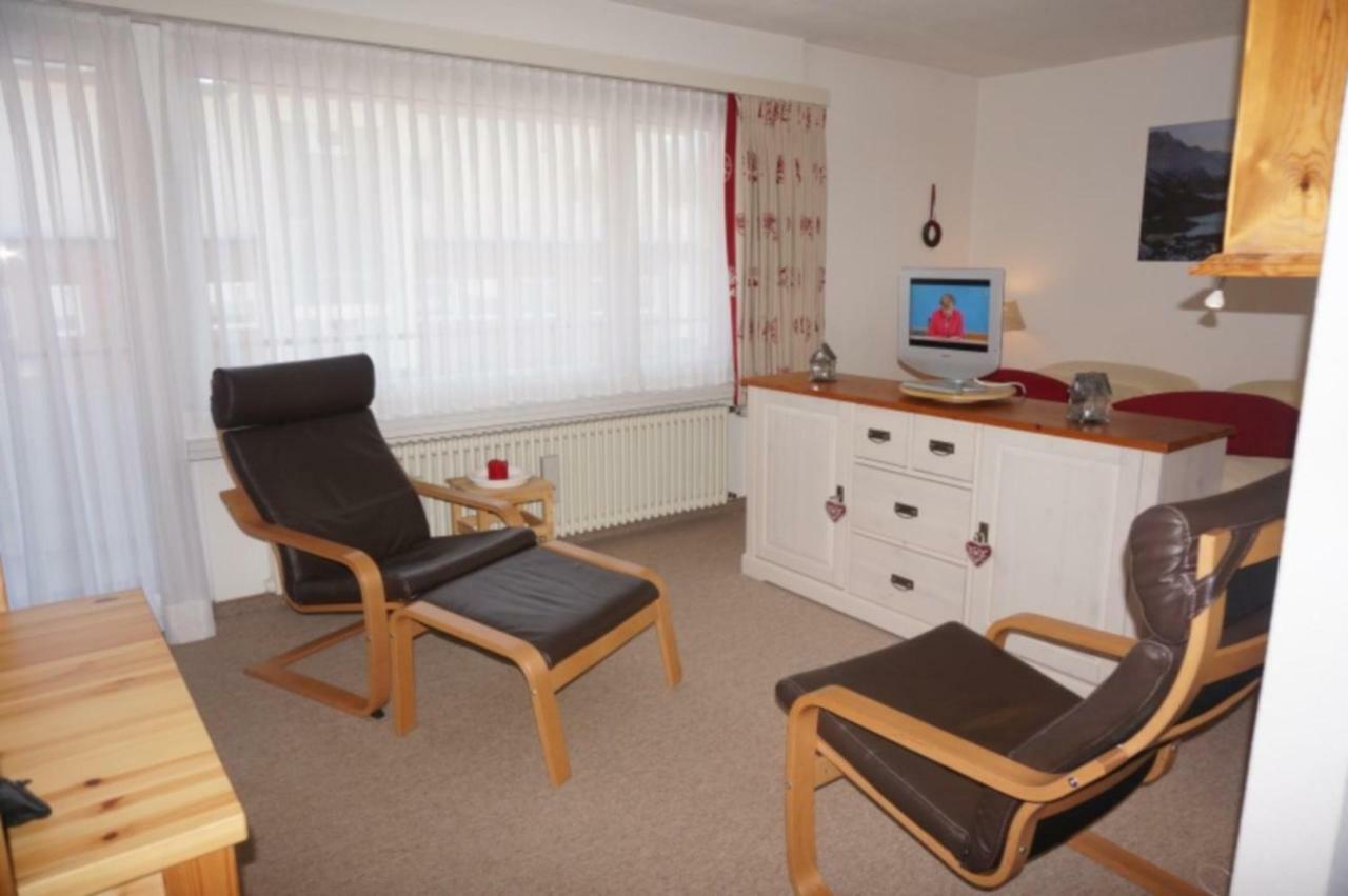 Paradies 411 *